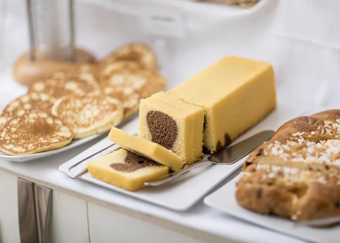 Madrigale Apartahotel 4*