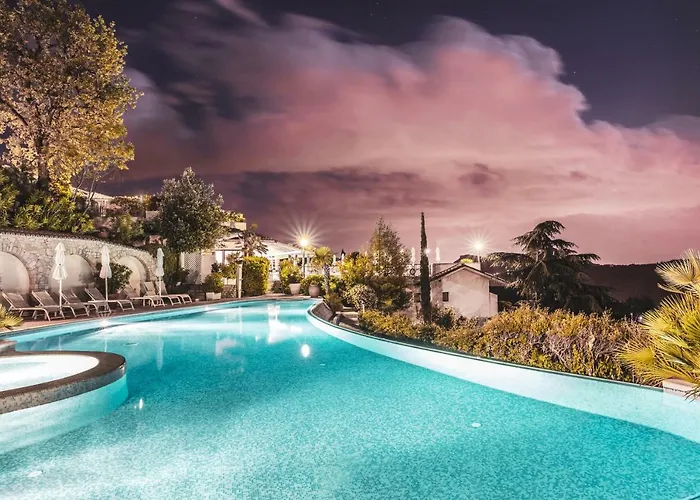 Apartahotel Madrigale