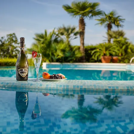 Lejlighedshotel Madrigale Marciaga