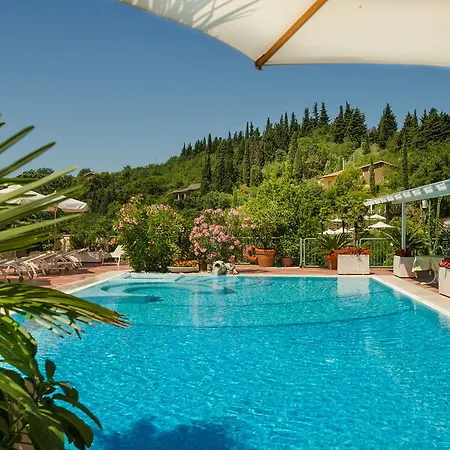 Madrigale Lägenhetshotell