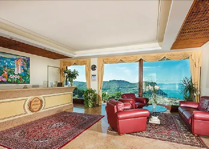 Madrigale Lägenhetshotell 4*