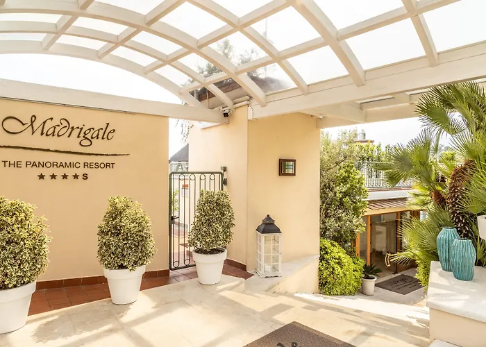 Madrigale Apartmanhotel Marciaga