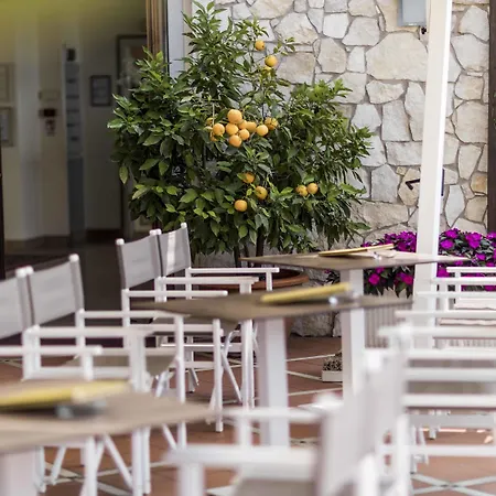 Madrigale Apart Otel 4*