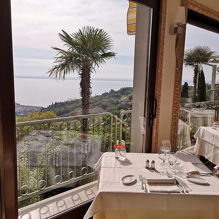 Apart Otel Madrigale