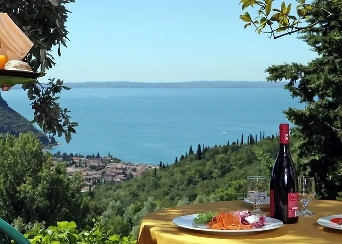 Madrigale Апарт-отель